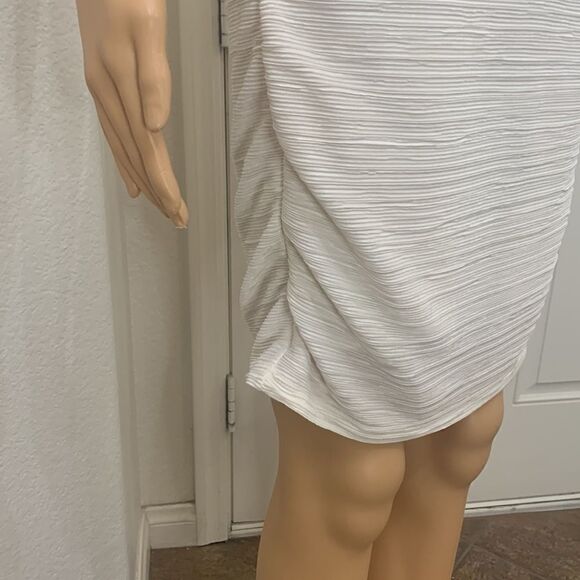 Charlotte Russe Size XL Scoop Neck Cut Out Lace Short Sleeve Dress Side Ruching - Picture 4 of 11